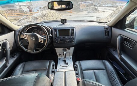 Infiniti FX I, 2005 год, 750 000 рублей, 3 фотография