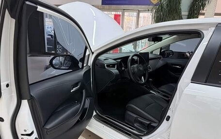 Toyota Corolla, 2023 год, 1 699 000 рублей, 14 фотография