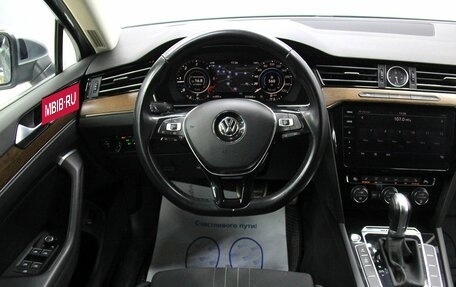 Volkswagen Passat B8 рестайлинг, 2018 год, 2 410 000 рублей, 16 фотография