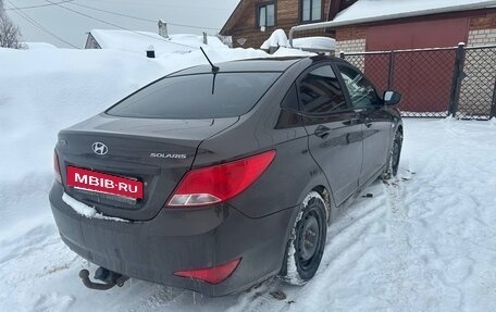 Hyundai Solaris II рестайлинг, 2015 год, 815 000 рублей, 2 фотография