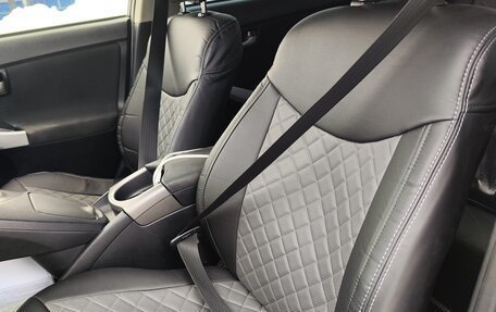 Toyota Prius, 2012 год, 1 100 000 рублей, 9 фотография