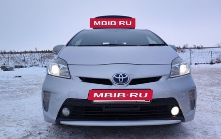 Toyota Prius, 2012 год, 1 100 000 рублей, 4 фотография