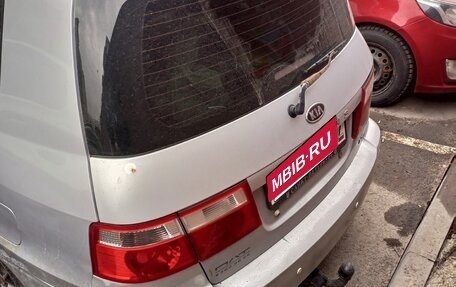 KIA Carens I (RS), 2006 год, 330 000 рублей, 2 фотография