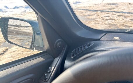 Chevrolet Niva I рестайлинг, 2010 год, 350 000 рублей, 21 фотография