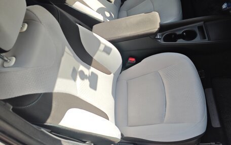 Toyota Prius IV XW50, 2019 год, 2 130 000 рублей, 19 фотография