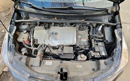 Toyota Prius IV XW50, 2019 год, 2 130 000 рублей, 23 фотография