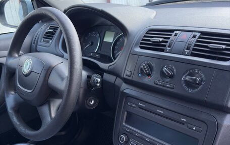 Skoda Fabia II, 2011 год, 700 000 рублей, 8 фотография