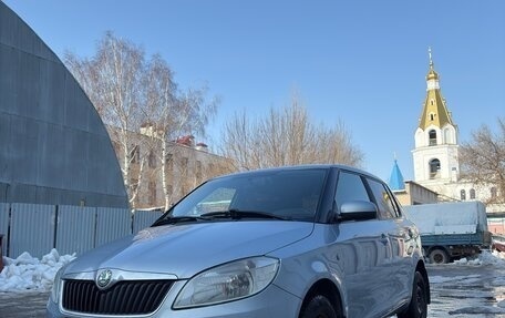 Skoda Fabia II, 2011 год, 700 000 рублей, 3 фотография
