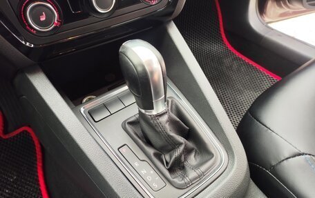 Volkswagen Jetta VI, 2017 год, 1 250 000 рублей, 22 фотография