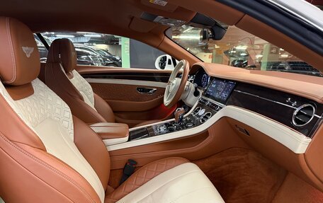 Bentley Continental GT III, 2018 год, 11 300 000 рублей, 15 фотография