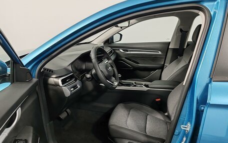 Geely Emgrand, 2024 год, 1 855 000 рублей, 16 фотография