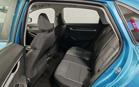 Geely Emgrand, 2024 год, 1 855 000 рублей, 12 фотография