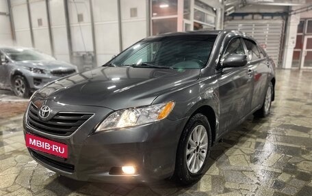 Toyota Camry, 2006 год, 900 000 рублей, 1 фотография