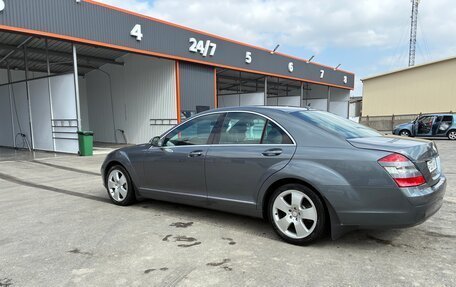 Mercedes-Benz S-Класс, 2008 год, 1 550 000 рублей, 2 фотография