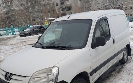 Peugeot Partner II рестайлинг 2, 2010 год, 370 000 рублей, 6 фотография