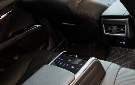 Toyota Camry, 2023 год, 3 350 000 рублей, 7 фотография