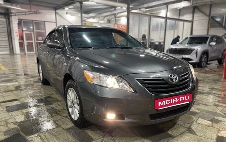 Toyota Camry, 2006 год, 900 000 рублей, 2 фотография
