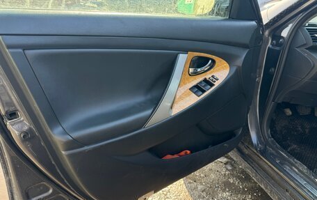 Toyota Camry, 2006 год, 900 000 рублей, 11 фотография