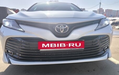 Toyota Camry, 2020 год, 3 100 000 рублей, 6 фотография