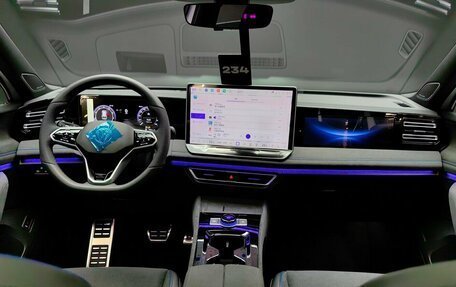 Volkswagen Tiguan, 2025 год, 5 050 000 рублей, 15 фотография