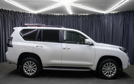 Toyota Land Cruiser Prado 150 рестайлинг 2, 2014 год, 5 298 000 рублей, 4 фотография