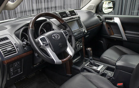 Toyota Land Cruiser Prado 150 рестайлинг 2, 2014 год, 5 298 000 рублей, 15 фотография
