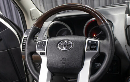 Toyota Land Cruiser Prado 150 рестайлинг 2, 2014 год, 5 298 000 рублей, 16 фотография