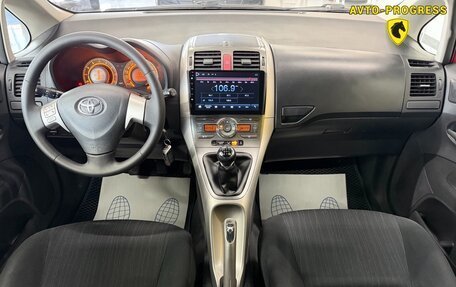 Toyota Auris II, 2008 год, 650 000 рублей, 8 фотография
