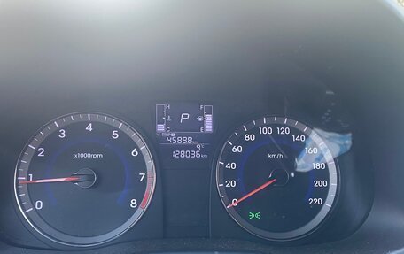 Hyundai Solaris II рестайлинг, 2015 год, 1 000 000 рублей, 8 фотография