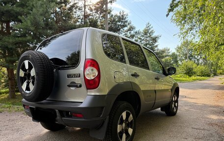 Chevrolet Niva I рестайлинг, 2016 год, 575 000 рублей, 6 фотография