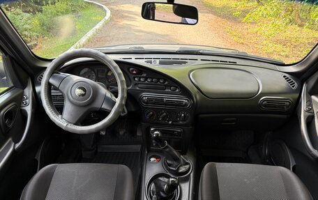 Chevrolet Niva I рестайлинг, 2016 год, 575 000 рублей, 10 фотография