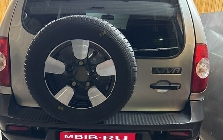 Chevrolet Niva I рестайлинг, 2016 год, 575 000 рублей, 11 фотография