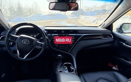 Toyota Camry, 2020 год, 3 350 000 рублей, 3 фотография