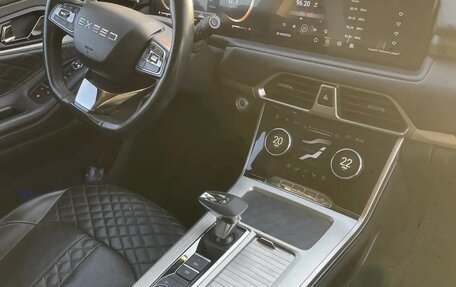 CheryExeed TXL, 2022 год, 2 200 000 рублей, 8 фотография