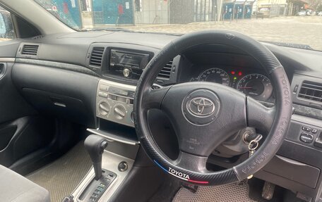 Toyota Corolla, 2005 год, 525 000 рублей, 10 фотография