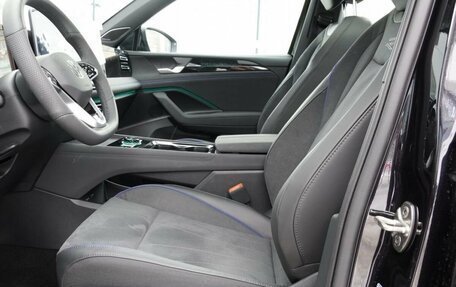 Volkswagen Tiguan, 2025 год, 4 999 000 рублей, 5 фотография