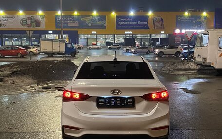 Hyundai Solaris II рестайлинг, 2018 год, 700 000 рублей, 5 фотография