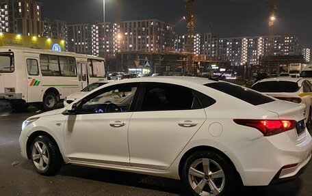 Hyundai Solaris II рестайлинг, 2018 год, 700 000 рублей, 6 фотография