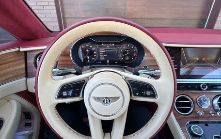 Bentley Continental GT III, 2021 год, 32 000 000 рублей, 2 фотография