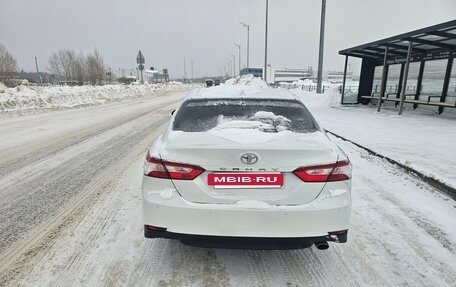 Toyota Camry, 2021 год, 3 000 000 рублей, 6 фотография