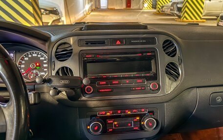 Volkswagen Tiguan I, 2013 год, 975 000 рублей, 5 фотография