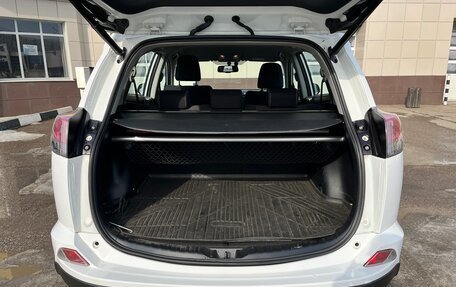 Toyota RAV4, 2018 год, 2 950 000 рублей, 12 фотография
