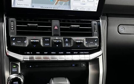 Toyota Land Cruiser, 2021 год, 16 500 000 рублей, 12 фотография