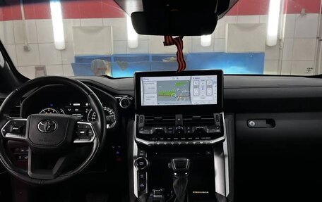 Toyota Land Cruiser, 2021 год, 16 500 000 рублей, 20 фотография