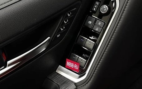 Toyota Land Cruiser, 2021 год, 16 500 000 рублей, 13 фотография