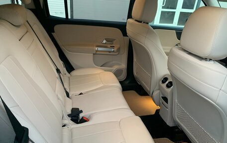 Mercedes-Benz GLB, 2020 год, 4 000 000 рублей, 9 фотография