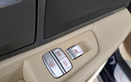 BMW 7 серия, 2016 год, 3 150 000 рублей, 29 фотография