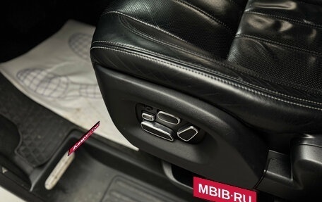 Volkswagen Caravelle T6 рестайлинг, 2017 год, 2 900 000 рублей, 17 фотография