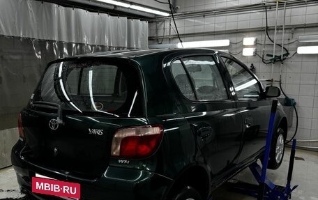 Toyota Yaris I рестайлинг, 2001 год, 499 900 рублей, 11 фотография
