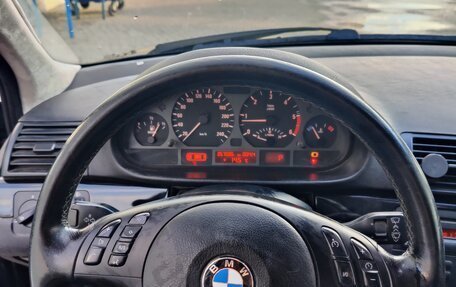 BMW 3 серия, 2004 год, 719 000 рублей, 8 фотография